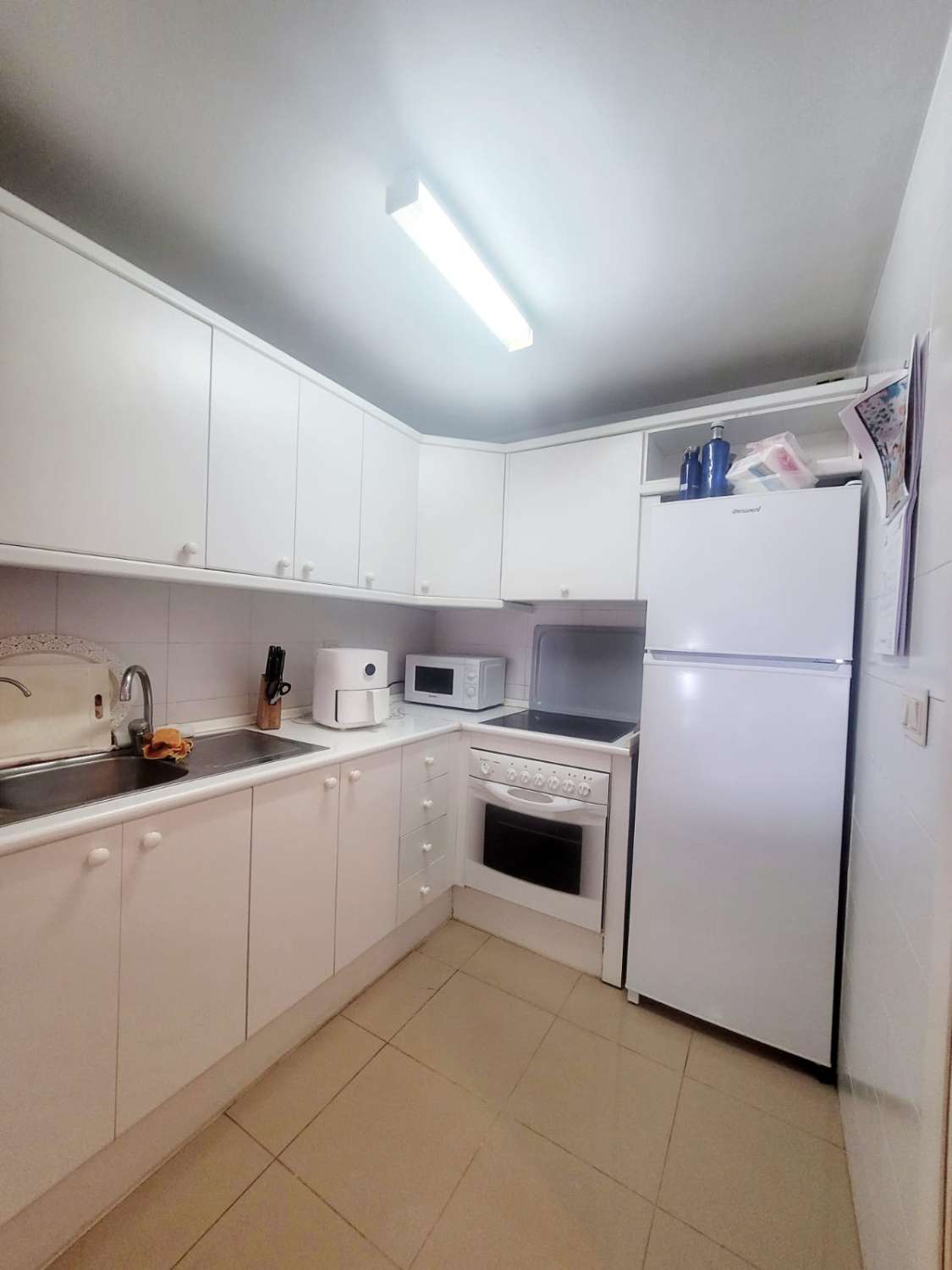 2 bedroom apartment with garage in the center