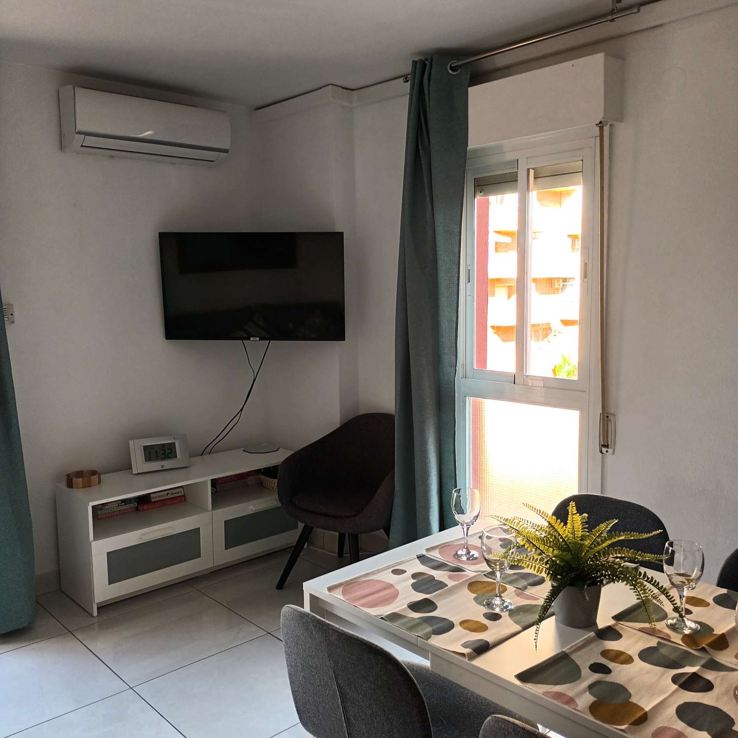 FANTASTICO APARTAMENTO REFORMADO 1 DORMITORIO