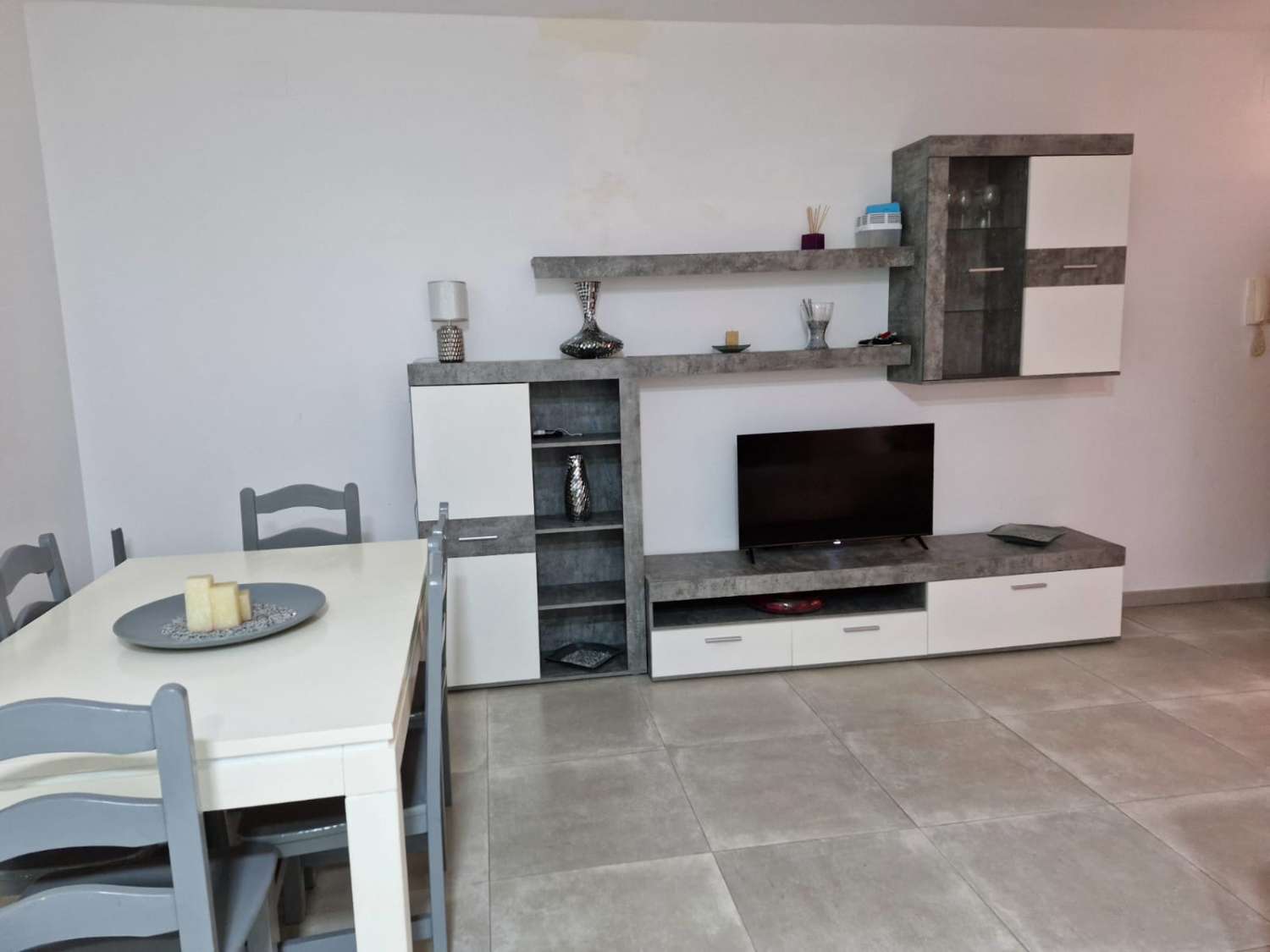 Fantastic 2 bedroom apartment in La Carihuela