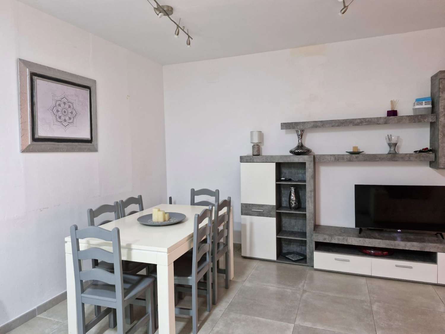 Fantastic 2 bedroom apartment in La Carihuela